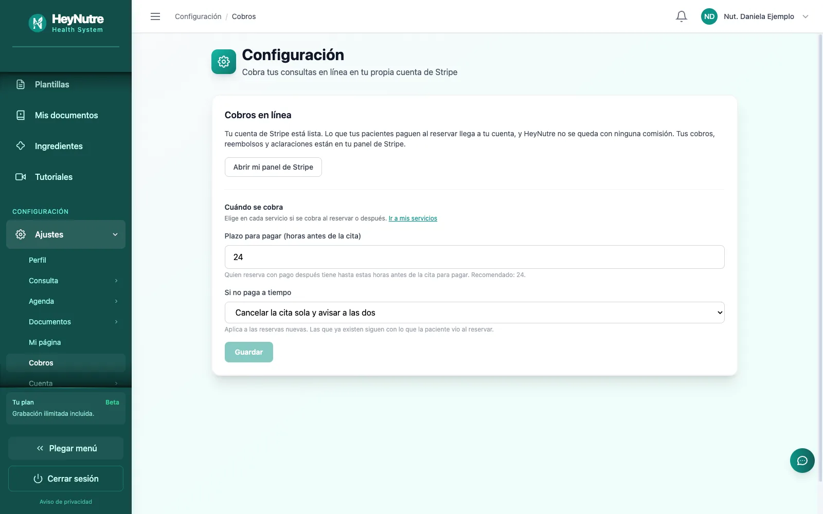 Pantalla de Cobros de HeyNutre con la cuenta de Stripe conectada y el acceso al panel de Stripe